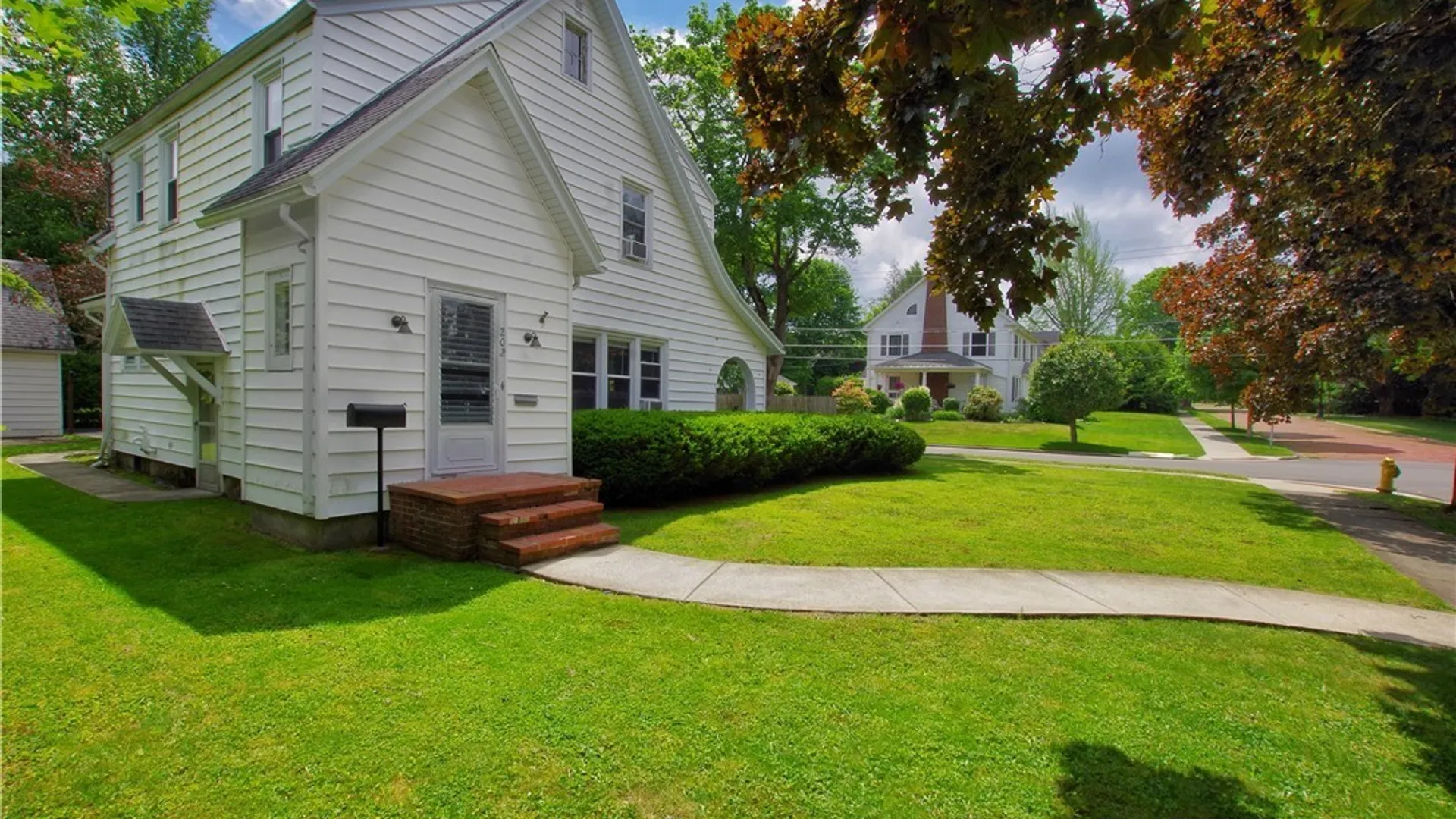 Property at 202 Arlington Avenue, Jamestown, NY 14701 4