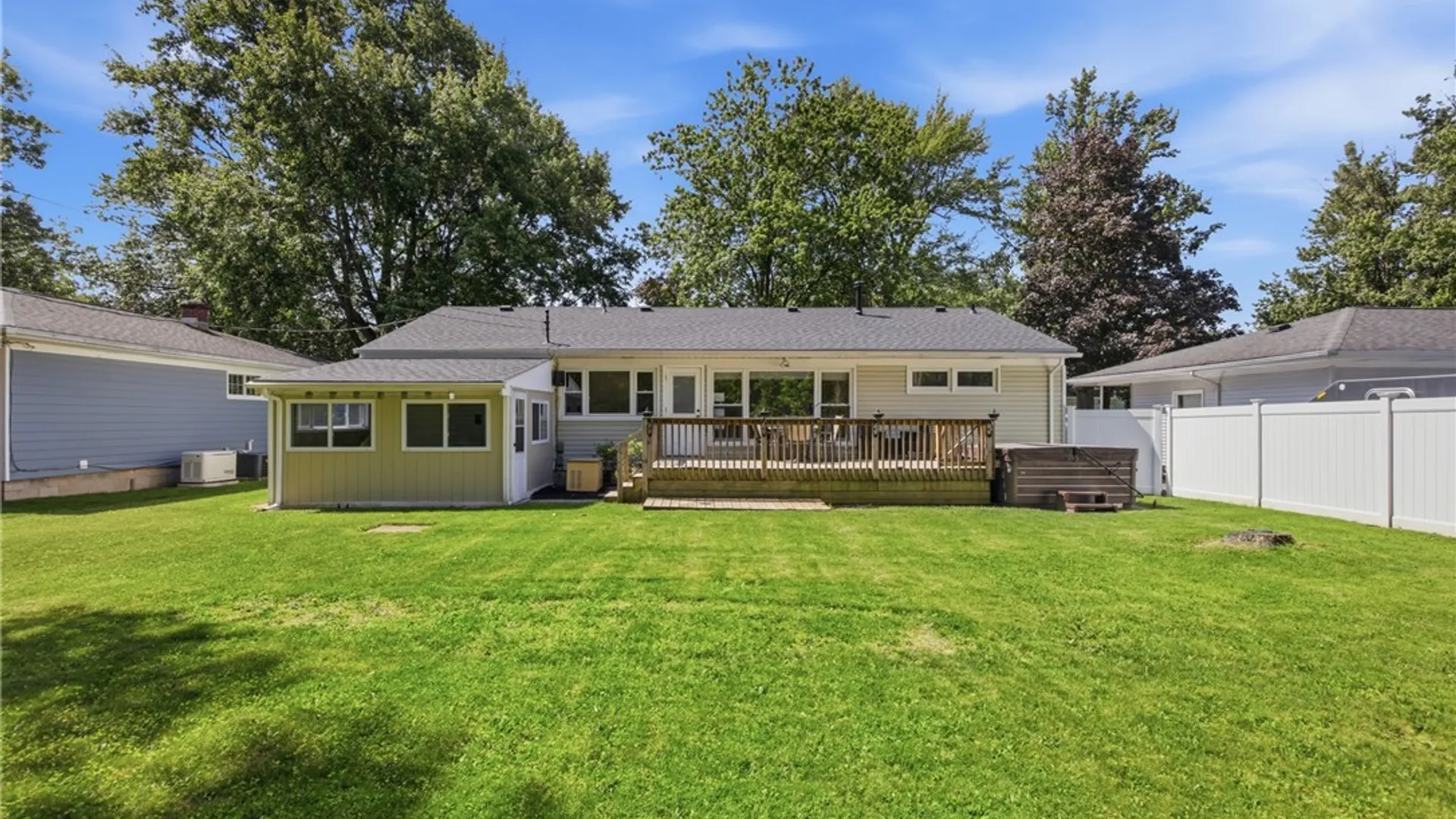 Property at 702 Ohio Avenue, North Tonawanda, NY 14120 29