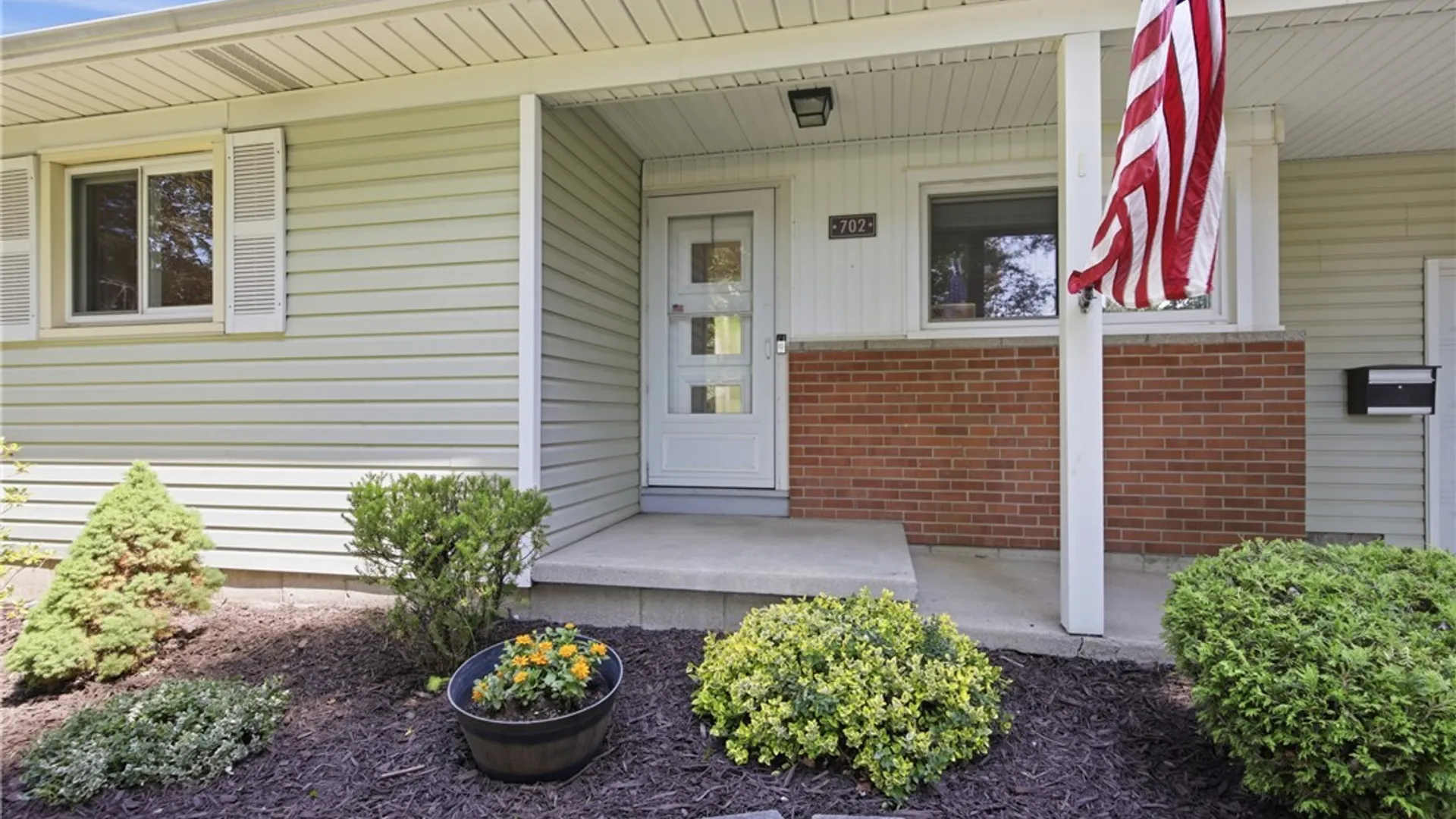 Property at 702 Ohio Avenue, North Tonawanda, NY 14120 3