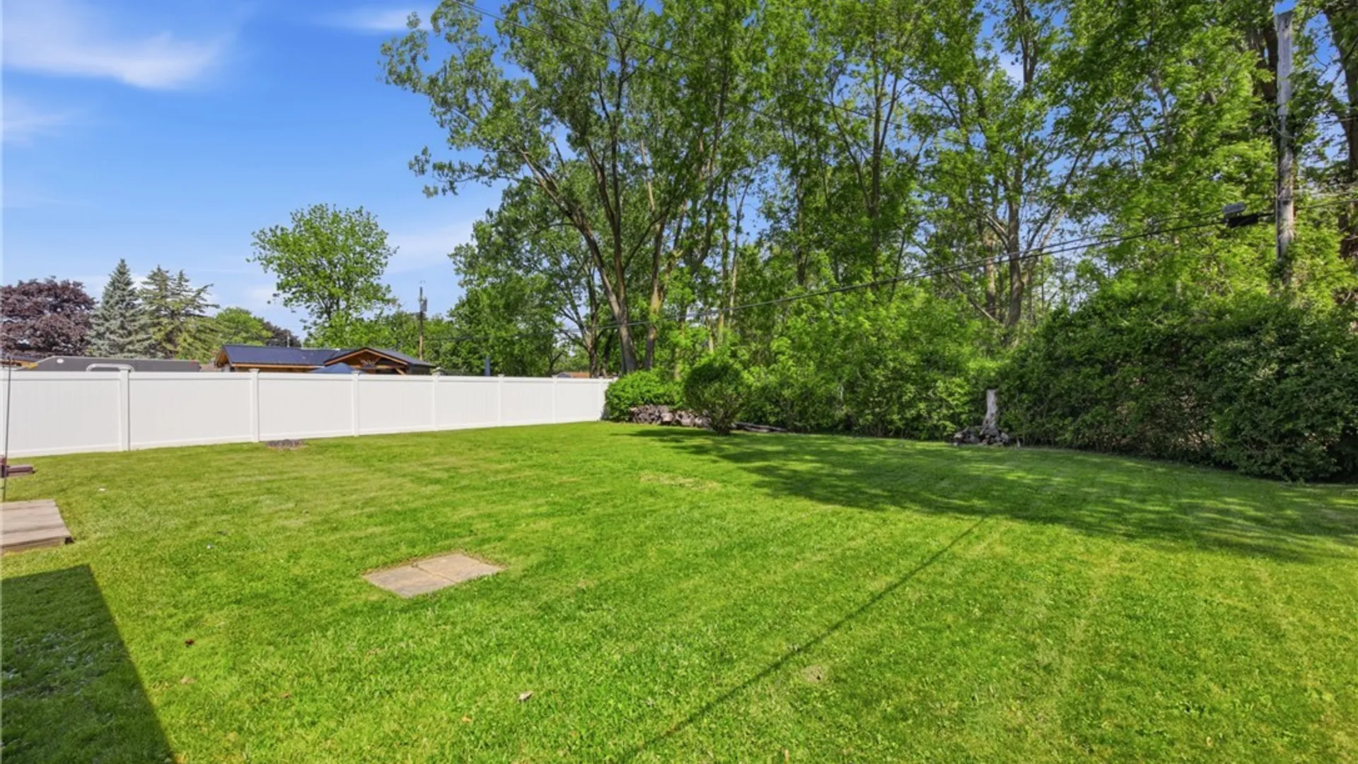 Property at 702 Ohio Avenue, North Tonawanda, NY 14120 31