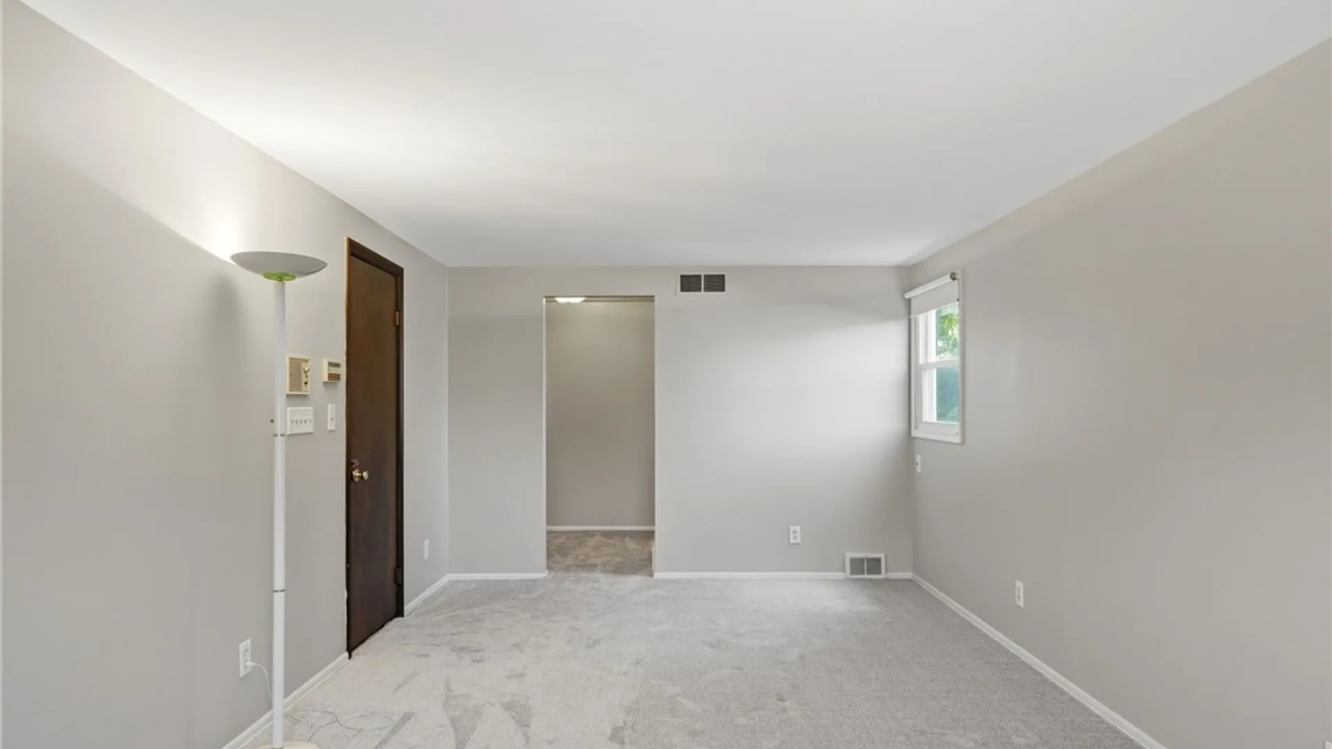 Property at 107 Sunrise, West Seneca, NY 14224 24