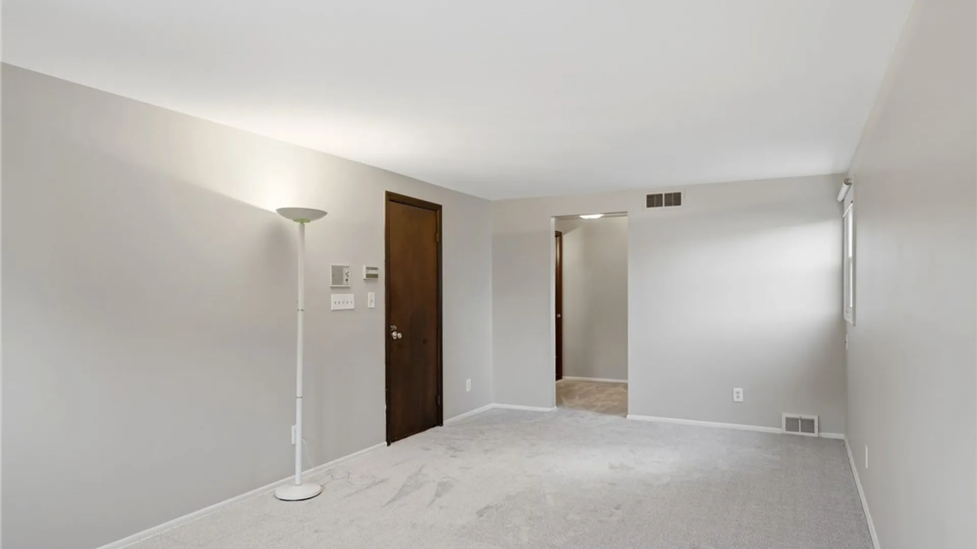 Property at 107 Sunrise, West Seneca, NY 14224 25