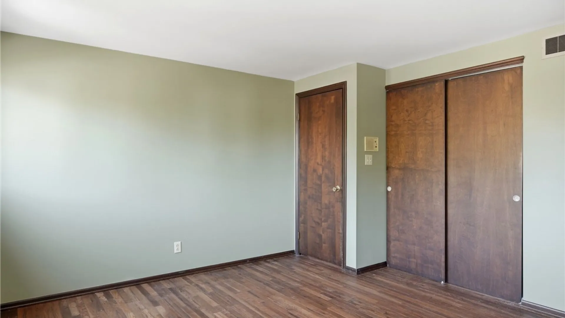 Property at 107 Sunrise, West Seneca, NY 14224 31