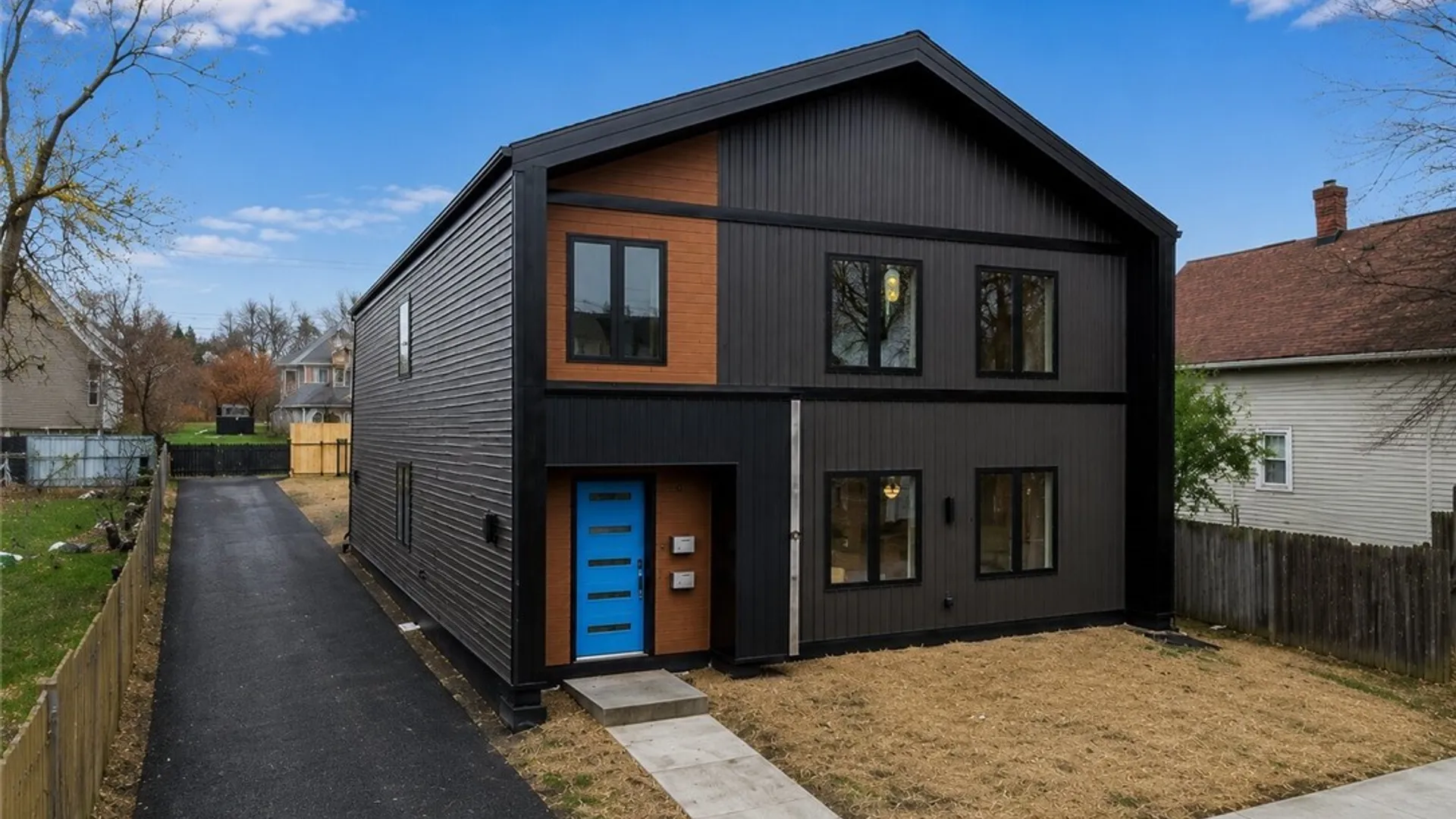 Property at 780 S Division Street, Buffalo, NY 14210 3