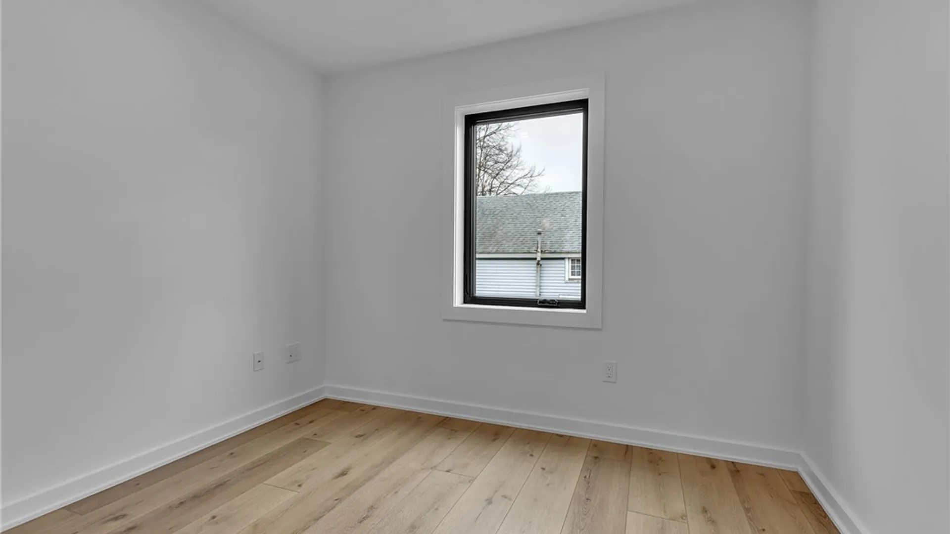 Property at 780 S Division Street, Buffalo, NY 14210 32