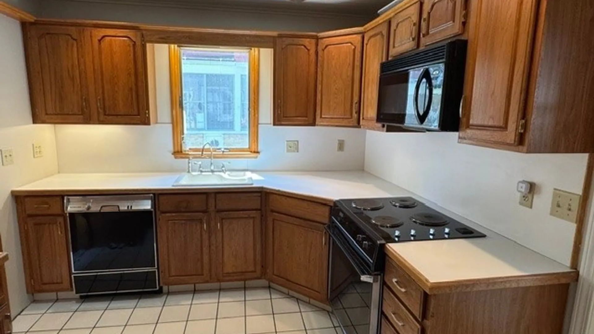 Property at 502 Broad Street, Oneida, NY 13421 8