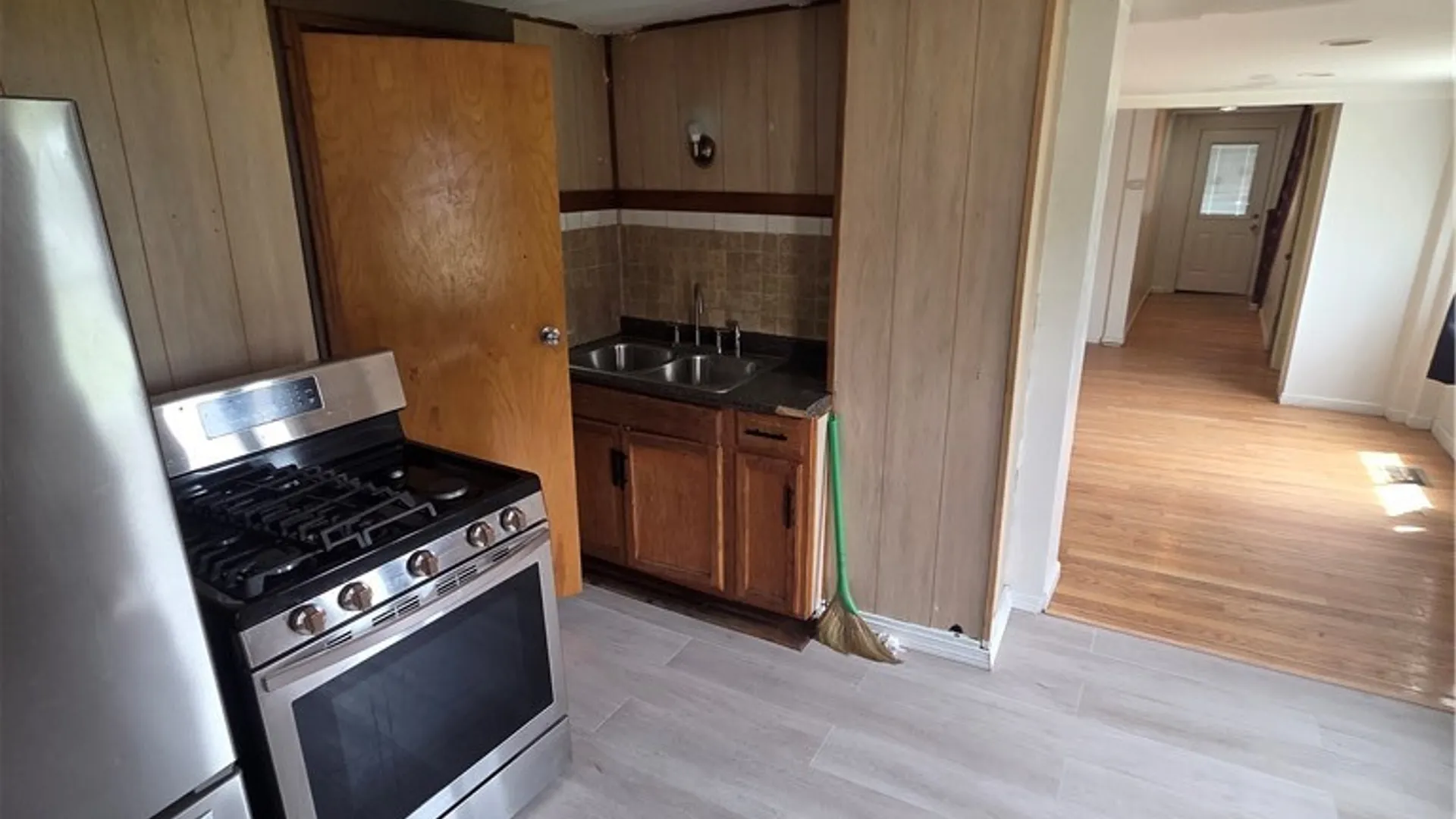 Property at 22 Schuyler Street, Utica, NY 13502 8