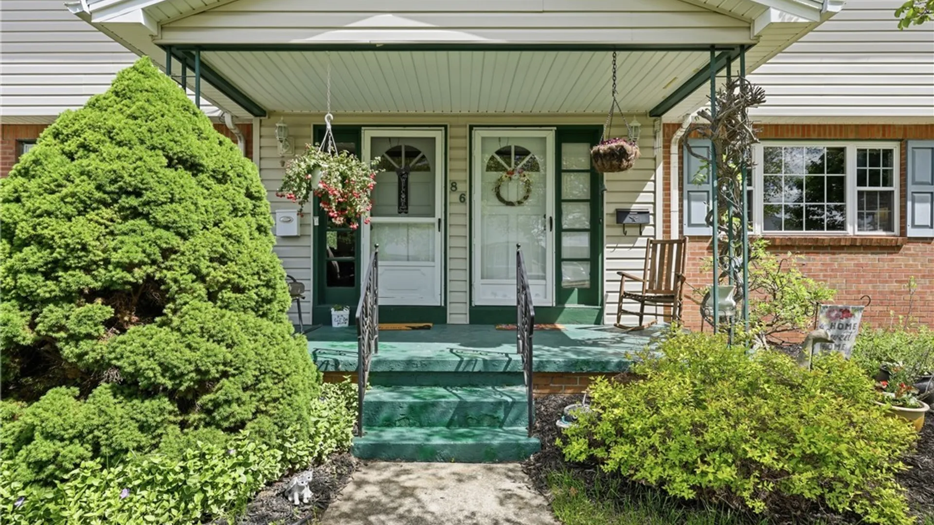 Property at 86 Patsy Lane, Cheektowaga, NY 14043 3