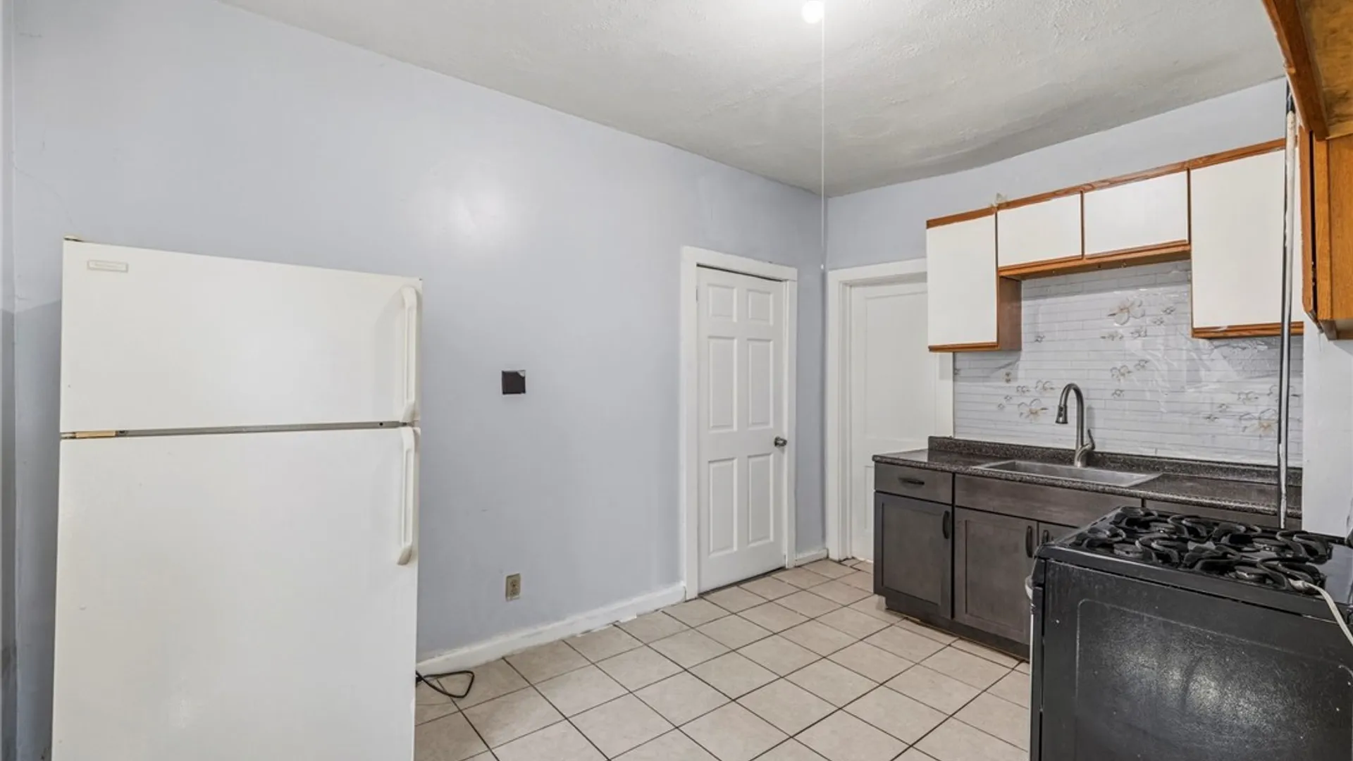 Property at 781 Northampton Street, Buffalo, NY 14211 15