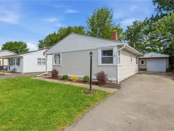 Property at 1070 Highland Avenue, Tonawanda, NY 14223