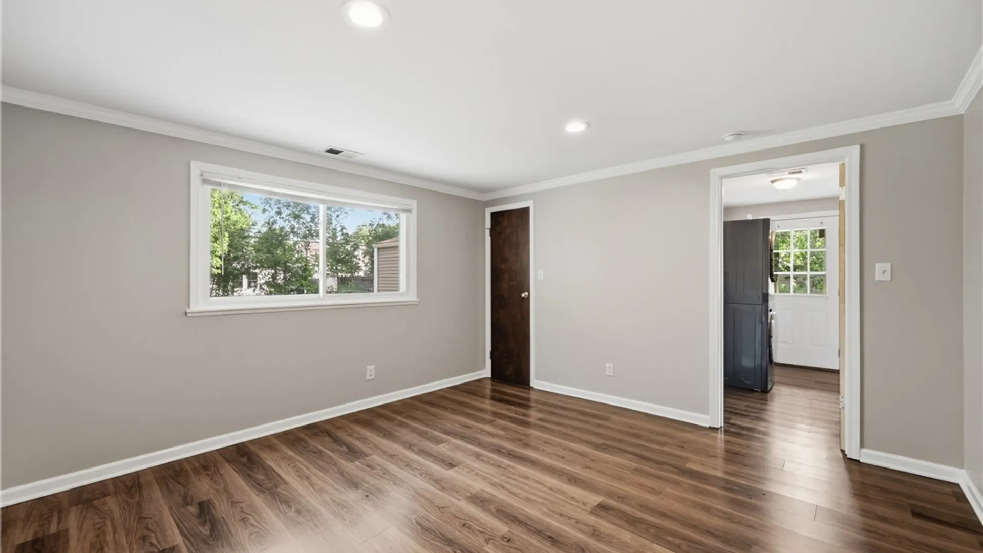 Property at 1070 Highland Avenue, Tonawanda, NY 14223 21