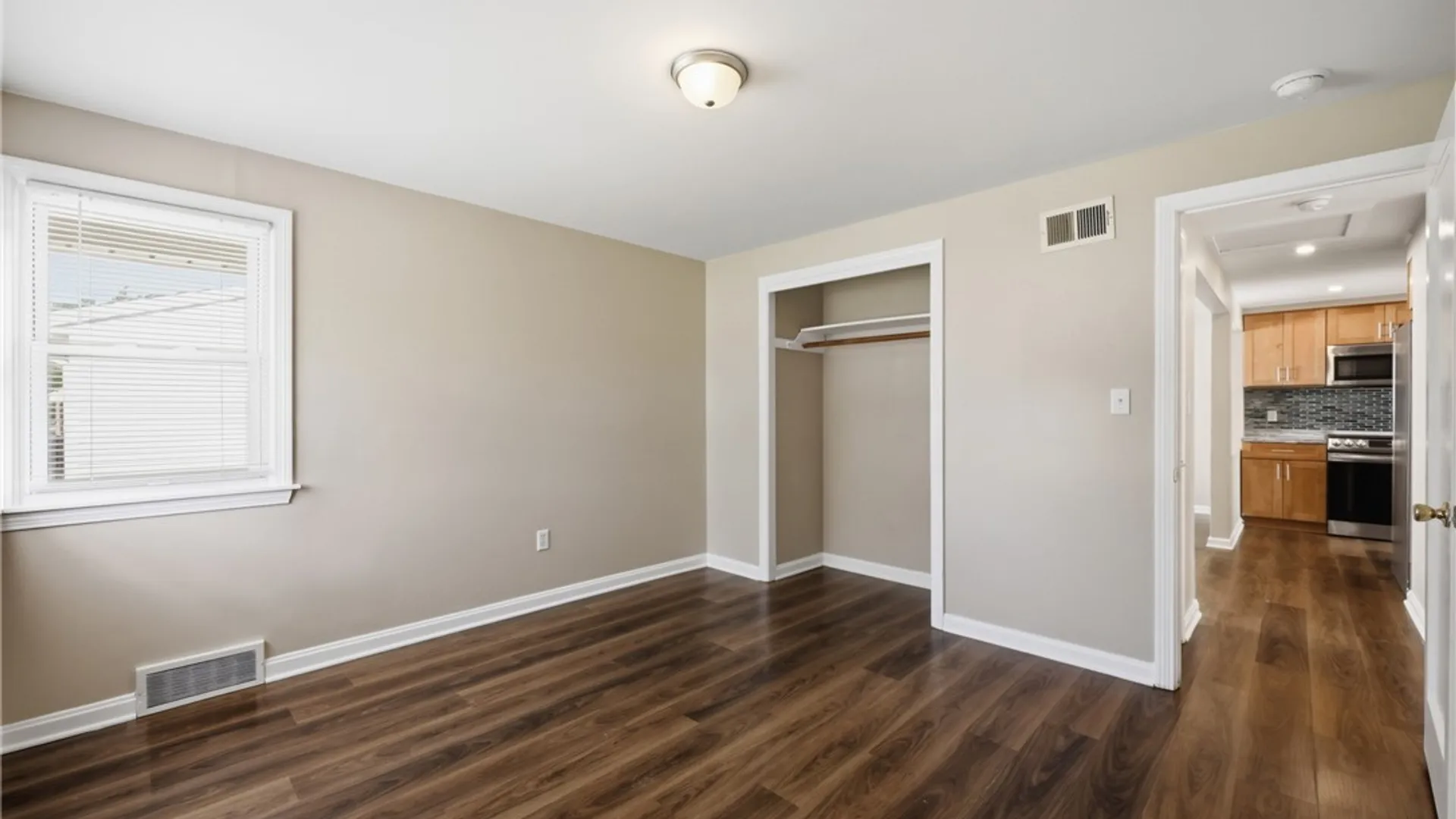 Property at 1070 Highland Avenue, Tonawanda, NY 14223 24
