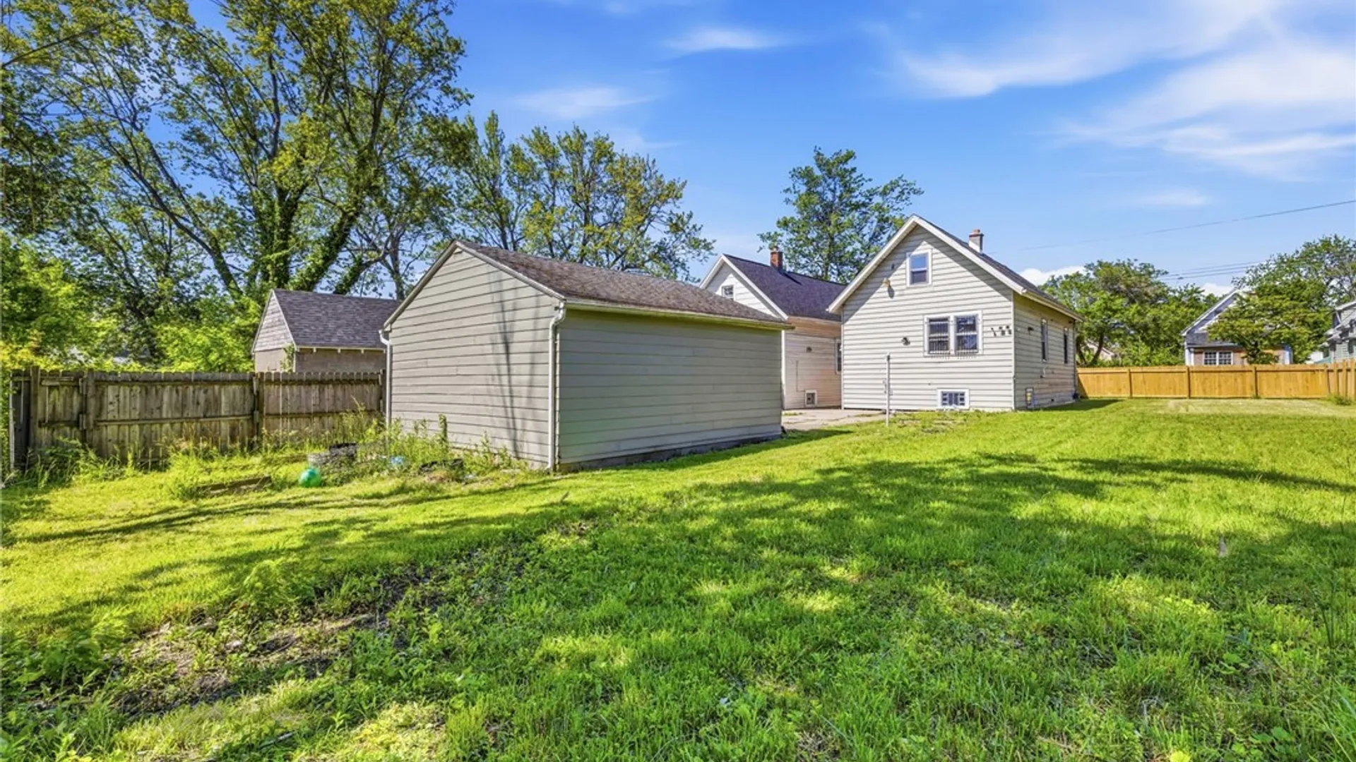 Property at 191 Schuele Avenue, Buffalo, NY 14215 34