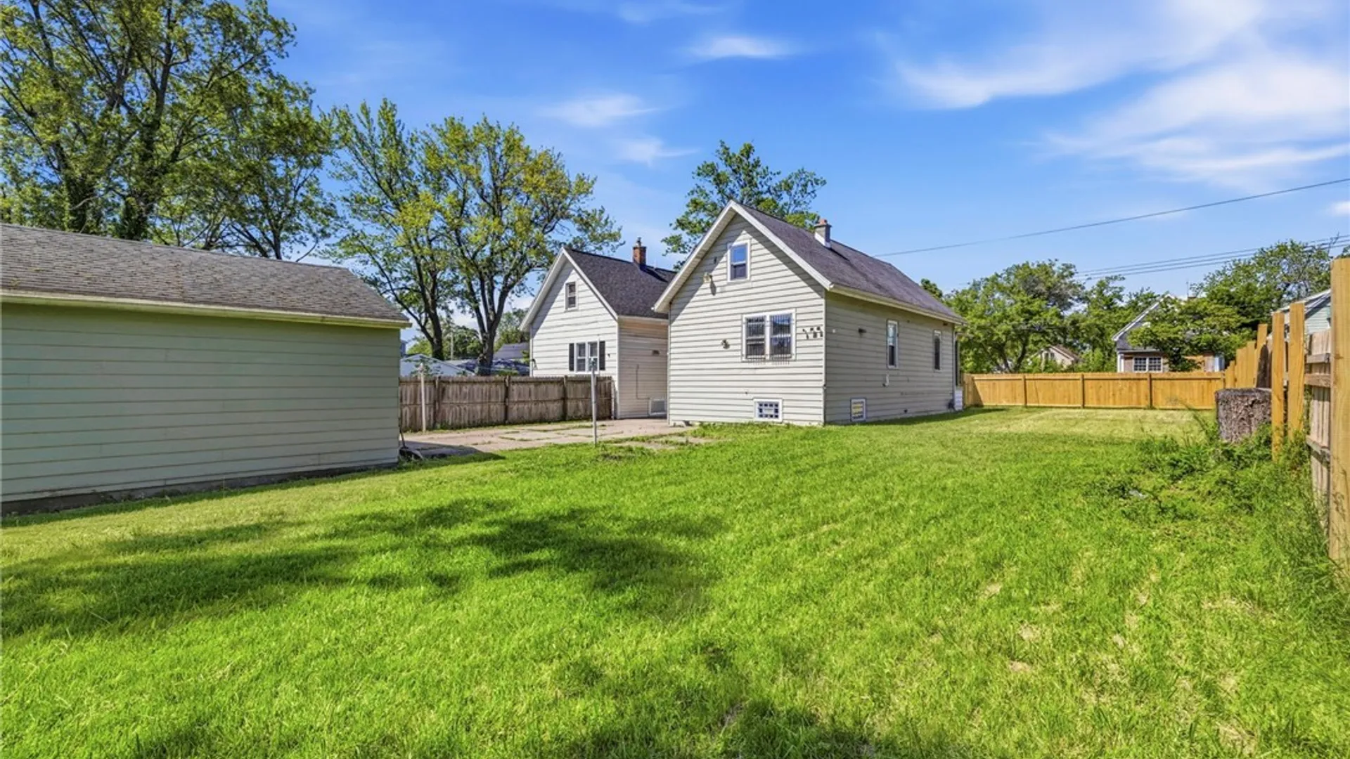 Property at 191 Schuele Avenue, Buffalo, NY 14215 35