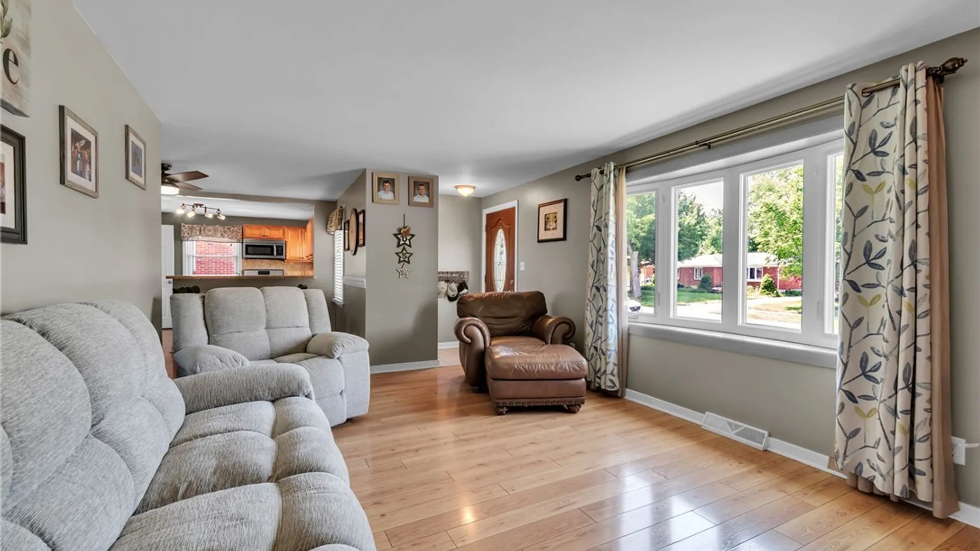 Property at 95 Cherokee Drive, West Seneca, NY 14224 12