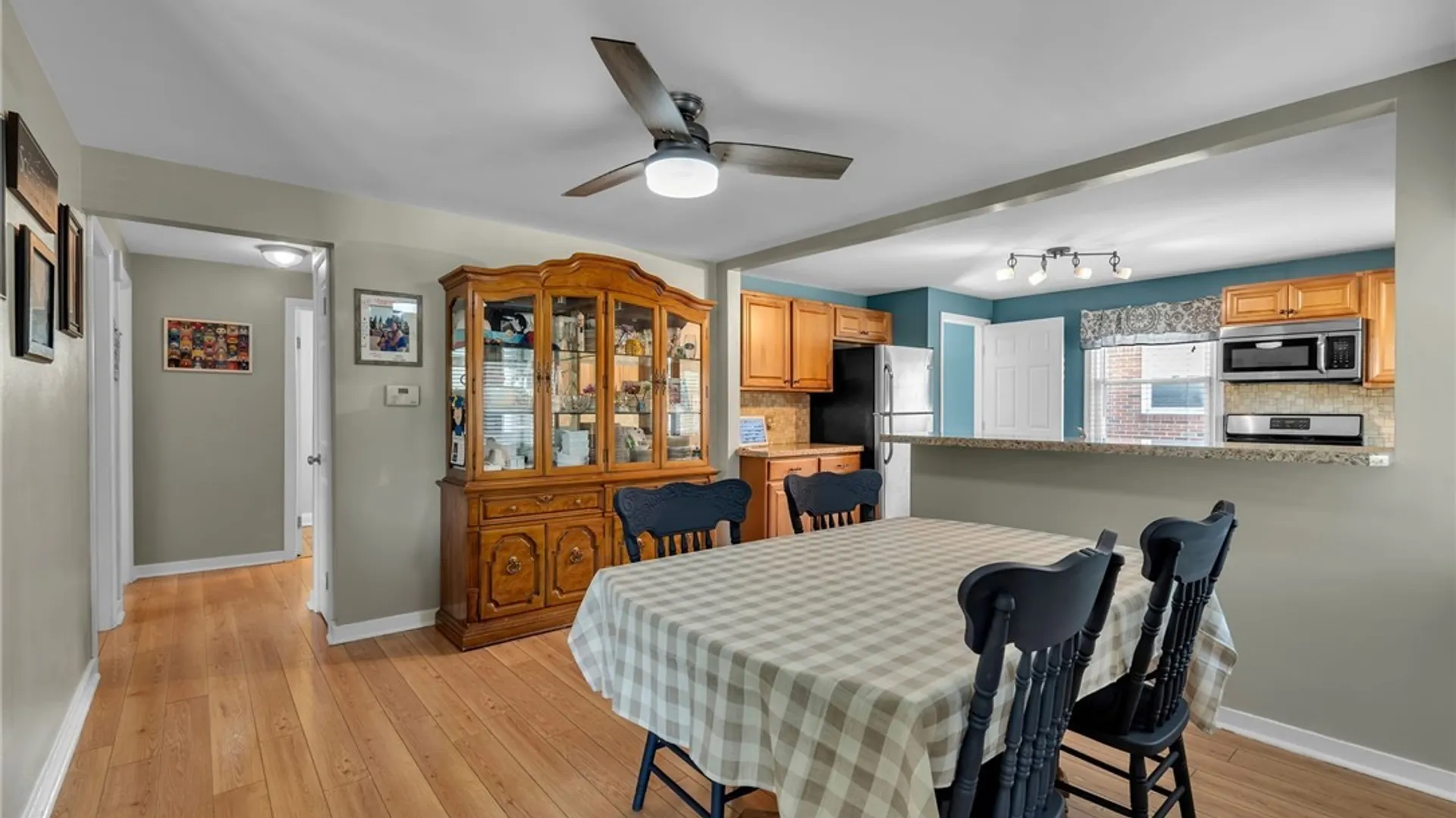 Property at 95 Cherokee Drive, West Seneca, NY 14224 14