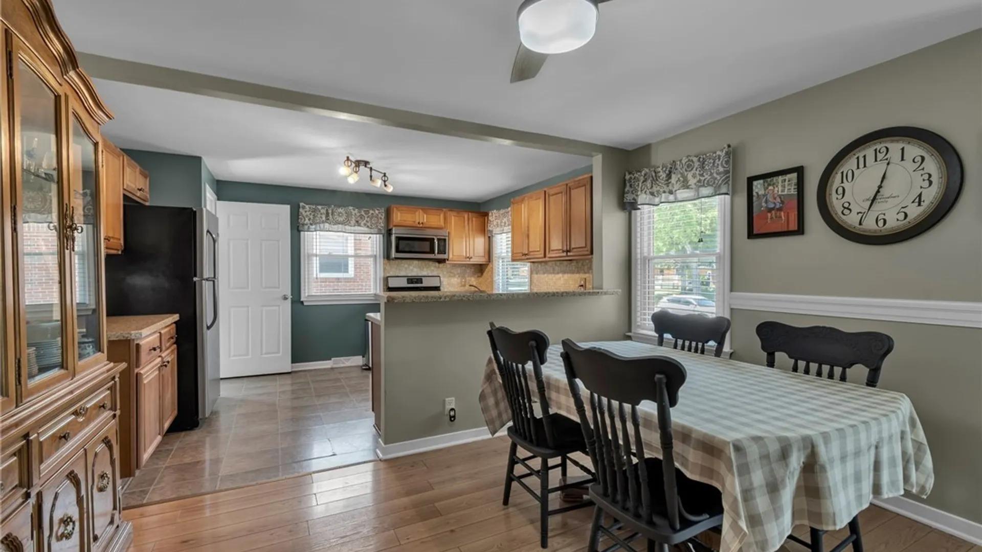Property at 95 Cherokee Drive, West Seneca, NY 14224 15