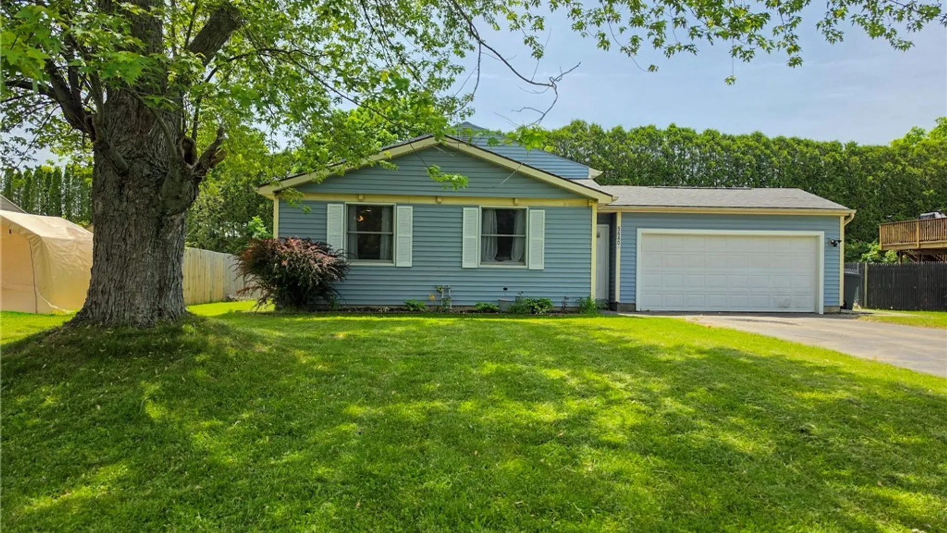 Property at 5640 Vistula Path, Cicero, NY 13029 2