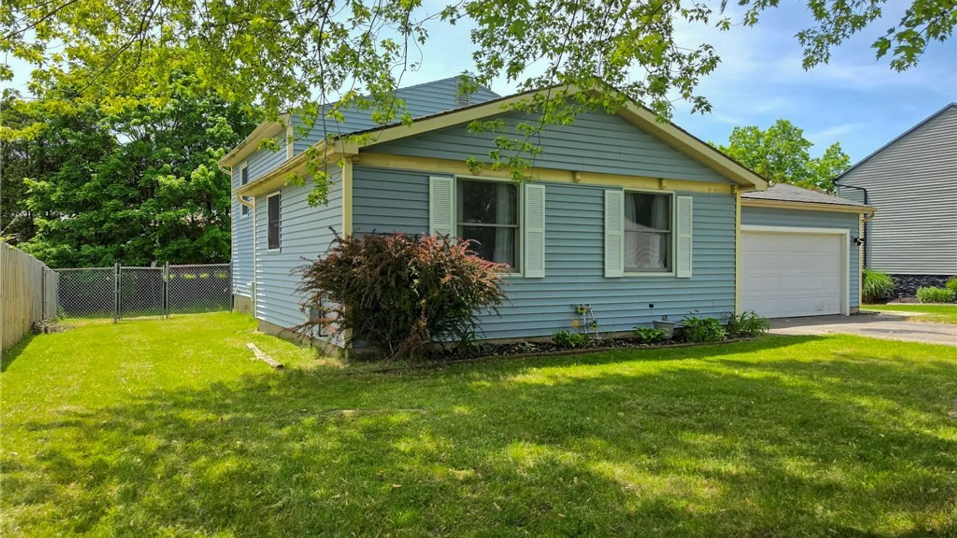 Property at 5640 Vistula Path, Cicero, NY 13029 24