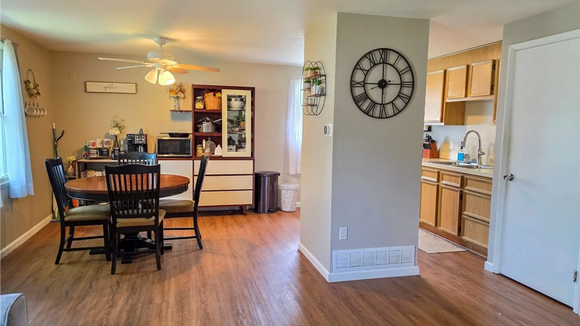 Property at 5640 Vistula Path, Cicero, NY 13029 5