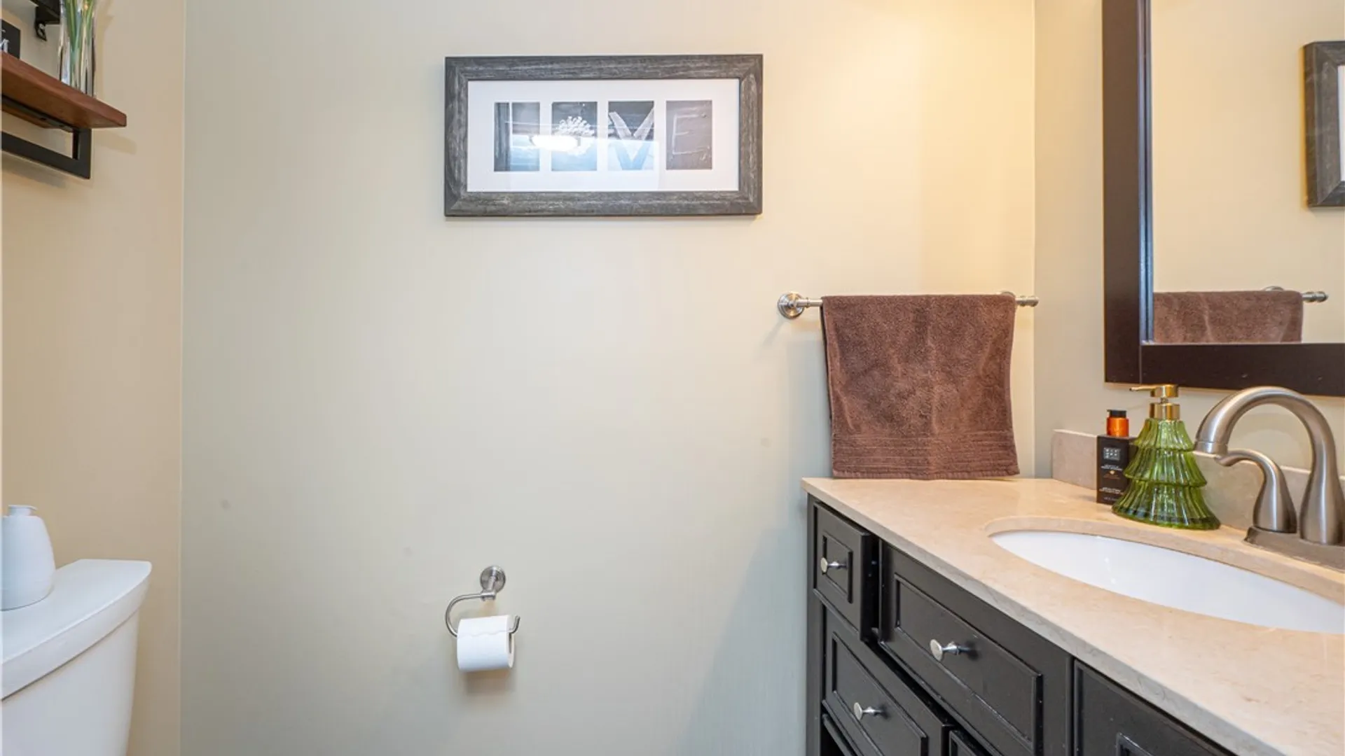 Property at 9381 Pine Breeze Lane, Clarence, NY 14032 32