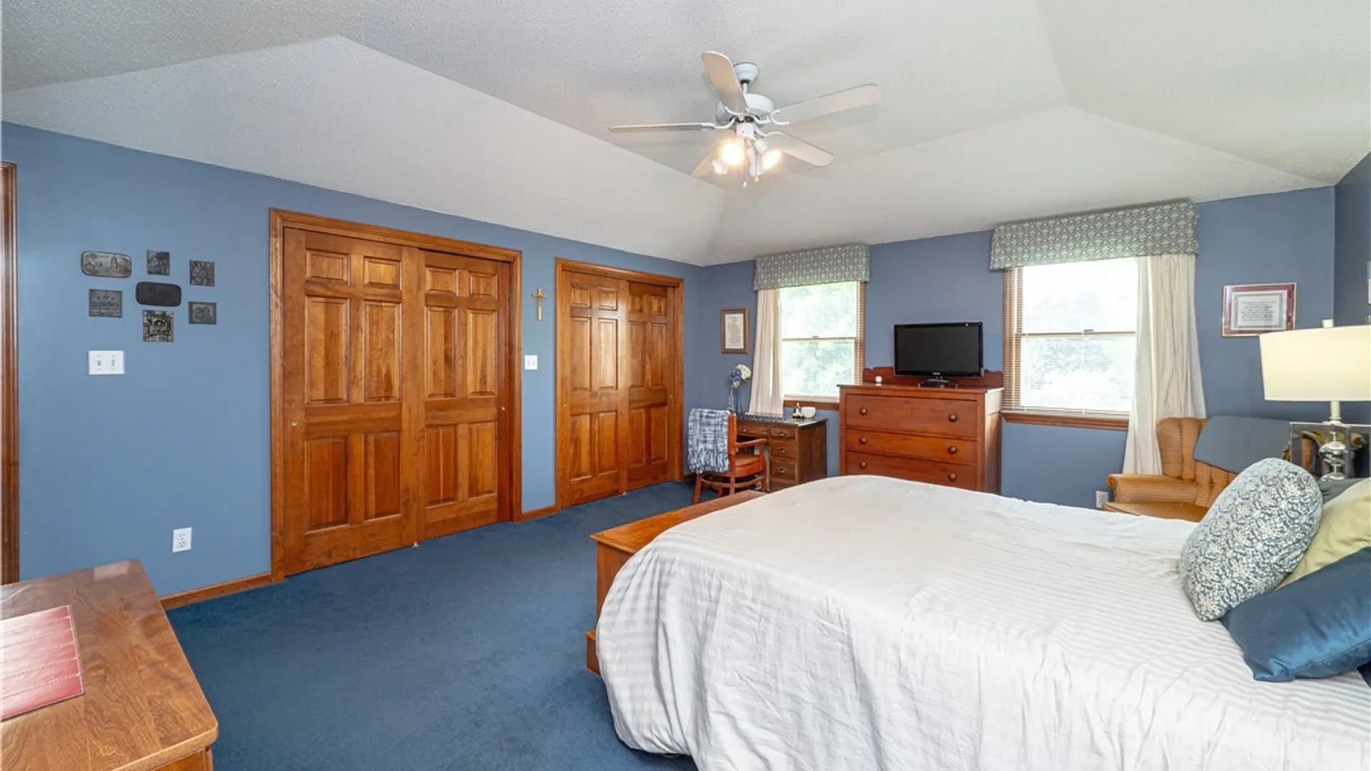 Property at 9381 Pine Breeze Lane, Clarence, NY 14032 35
