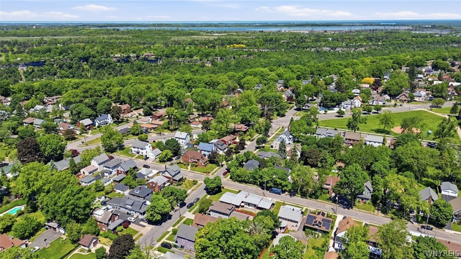 Property at 3925 Washington Street, Niagara Falls, NY 14305 39