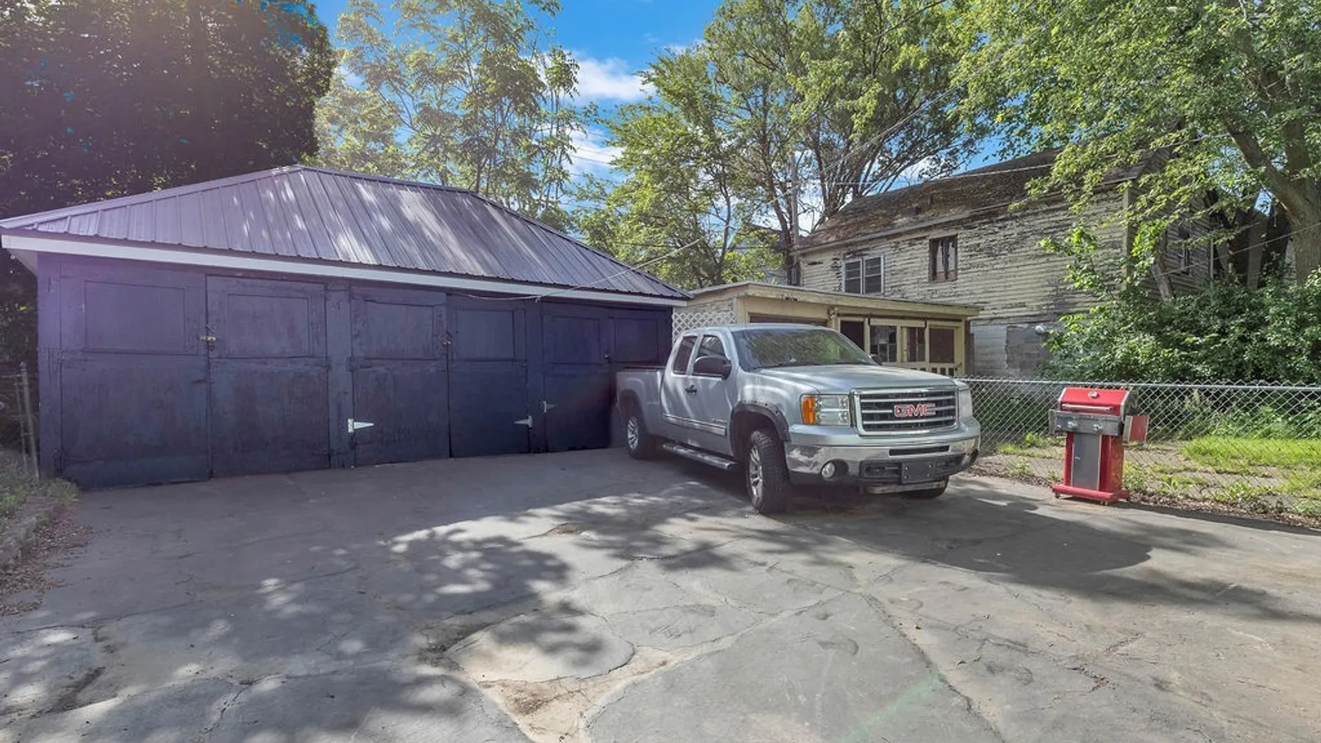 Property at 175 Congress Street, Buffalo, NY 14213 4