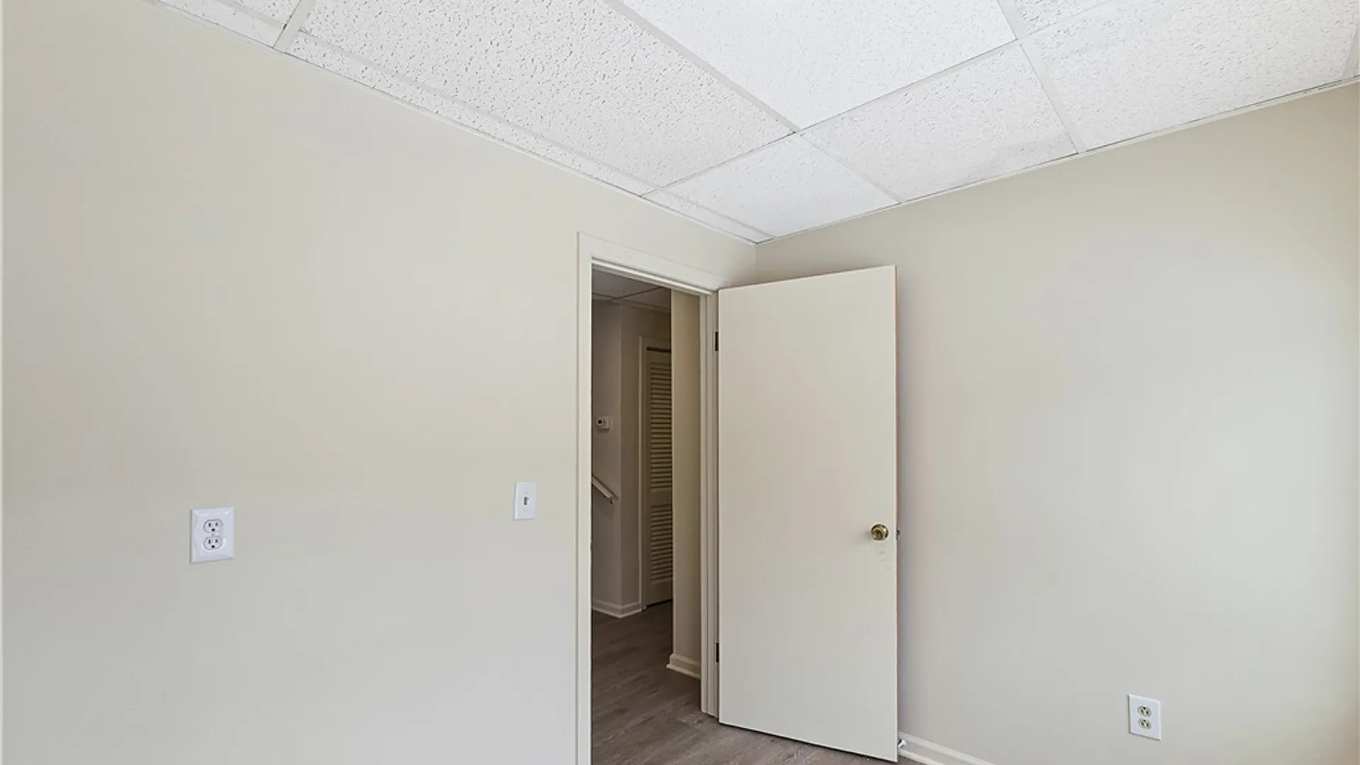 Property at 1564 Mount Hope Avenue, Rochester, NY 14620 15
