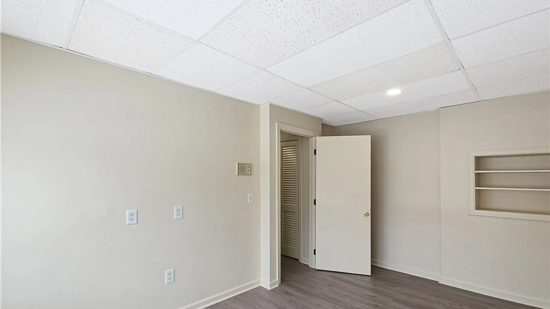 Property at 1564 Mount Hope Avenue, Rochester, NY 14620 21