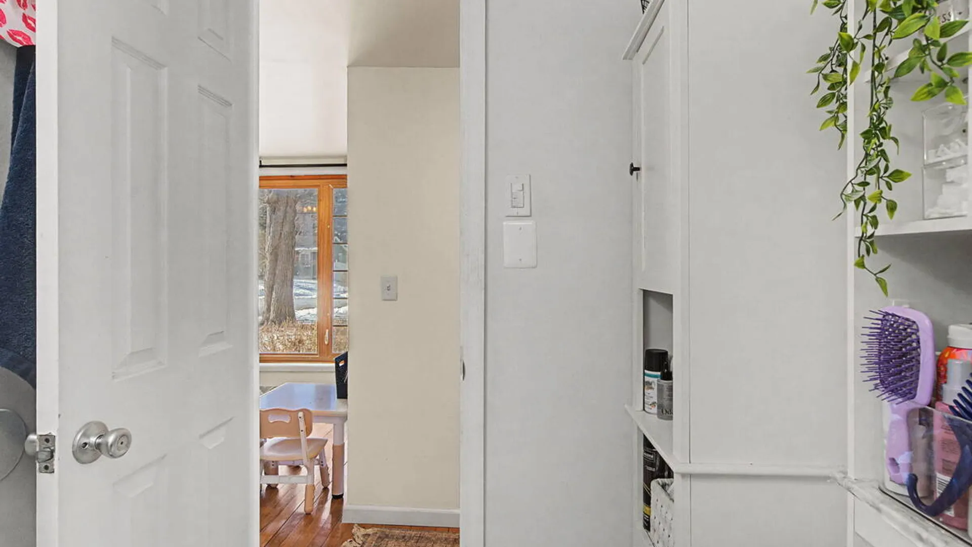 Property at 11 Cherry Lane, Guilderland, NY 12084 16