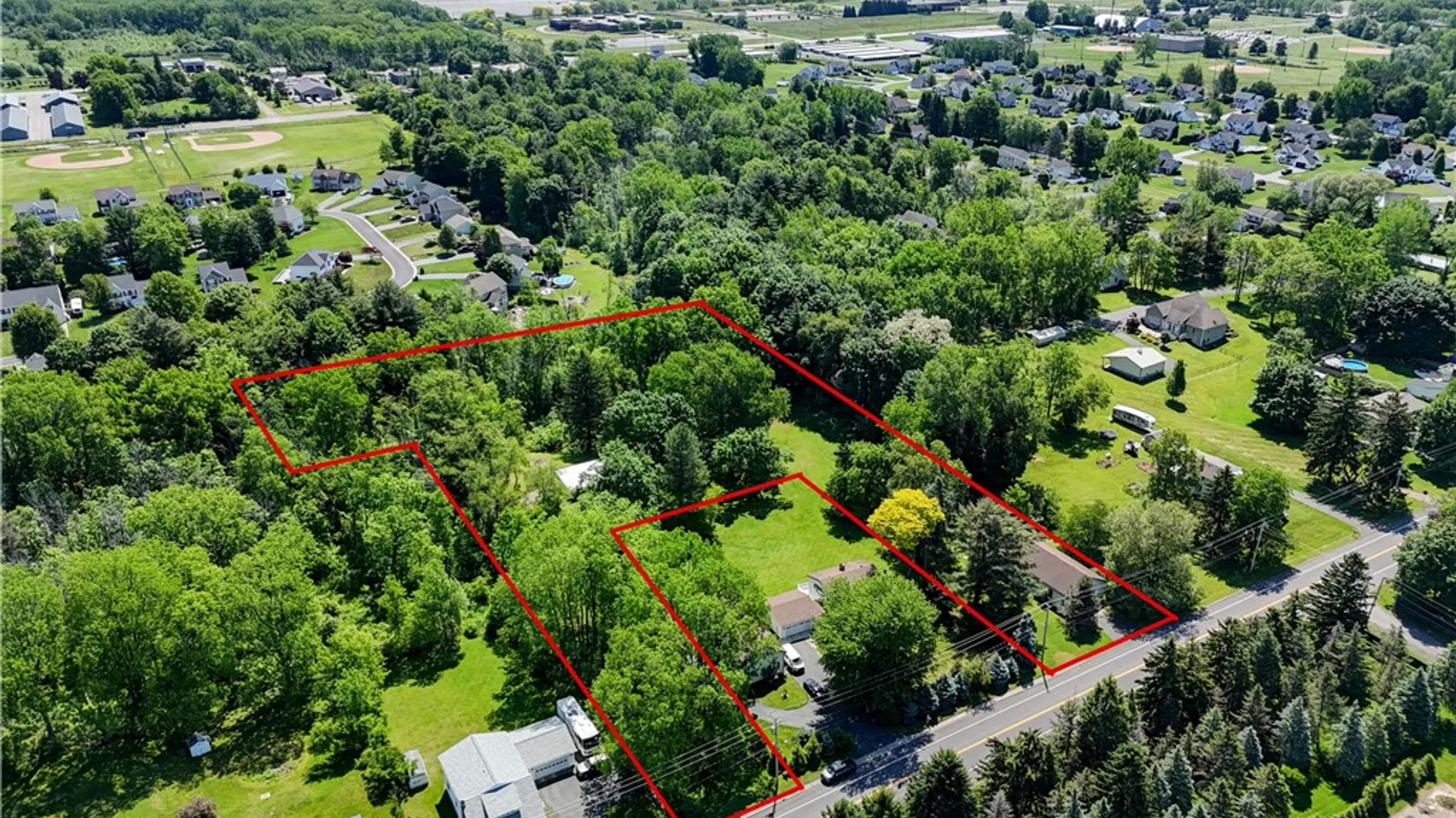 Property at 610 Webster Rd, Webster, NY 14580 4
