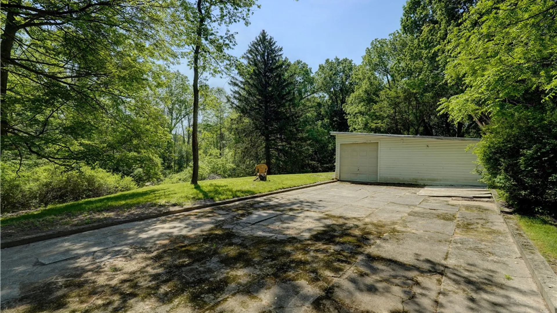 Property at 610 Webster Rd, Webster, NY 14580 9