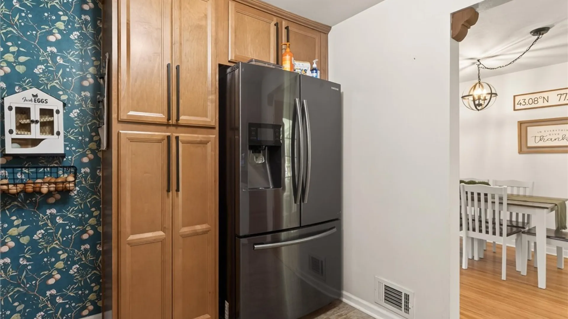 Property at 15 White Oak Lane, Perinton, NY 14450 14