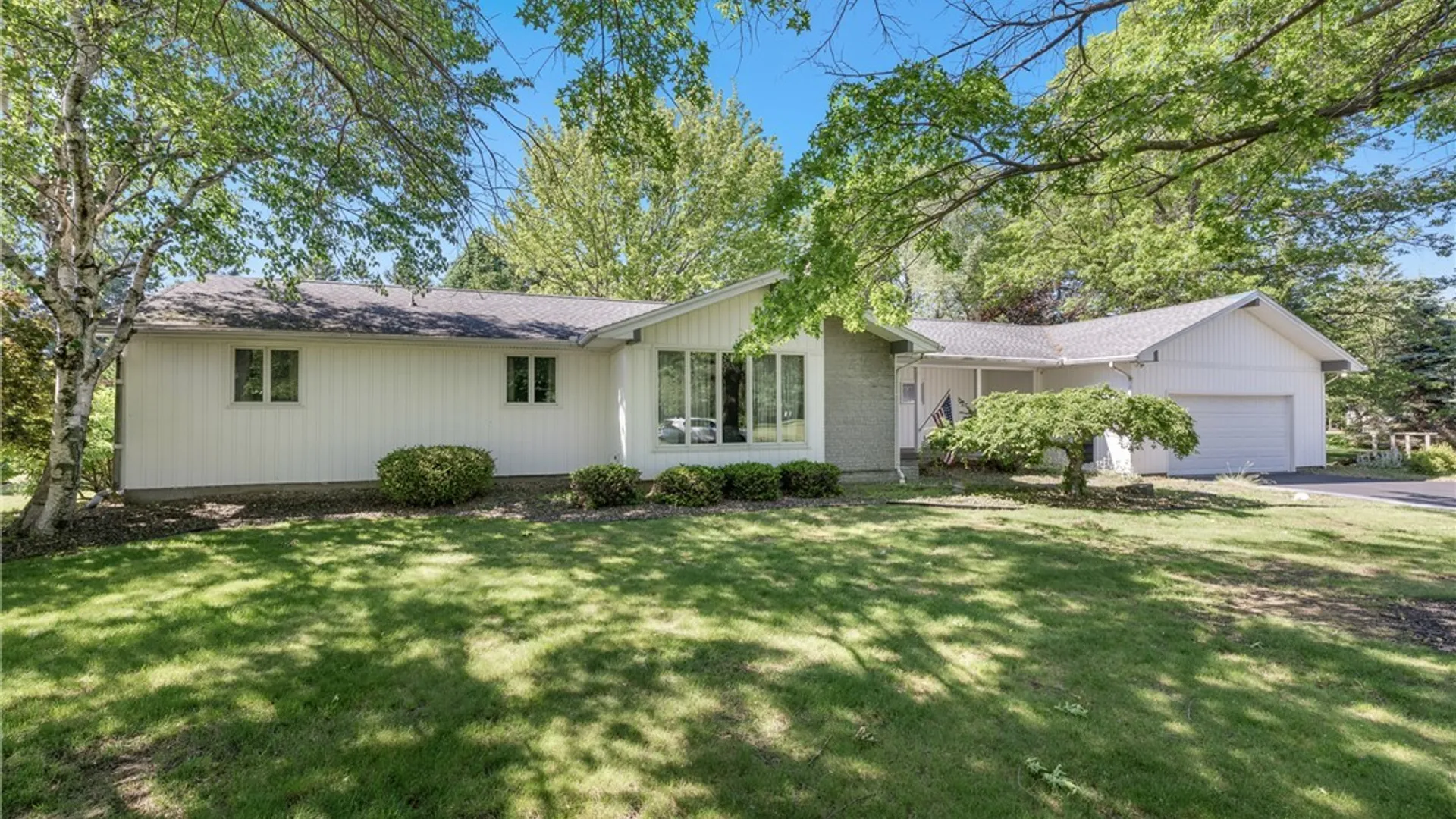 Property at 3750 Wildwood Drive, Dunkirk, NY 14048 2