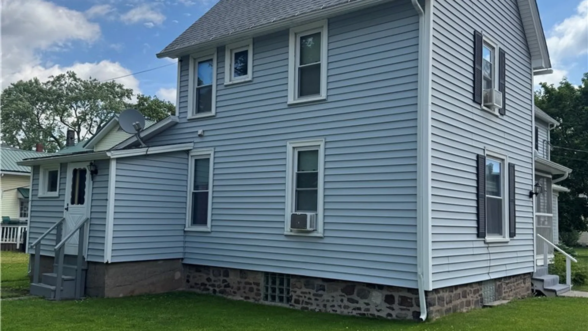 Property at 16 Orchard Street, Royalton, NY 14105 9