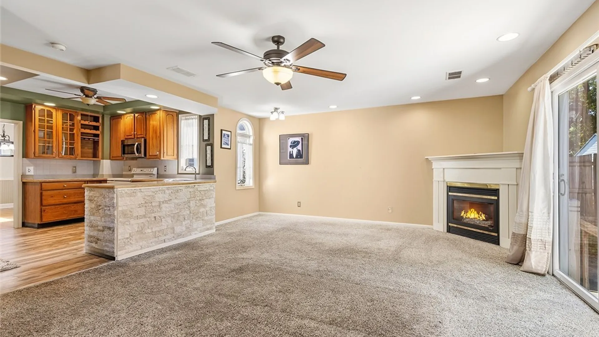 Property at 19 Millar Place, Lockport City, NY 14094 15