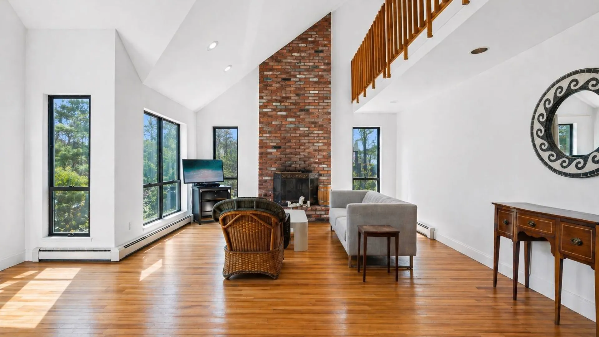 Property at 4 S BREEZE DR, East Hampton, NY 11937 4
