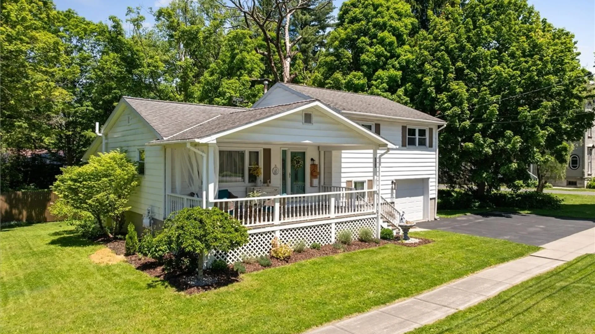 Property at 325 Putnam Street, Sangerfield, NY 13480 3
