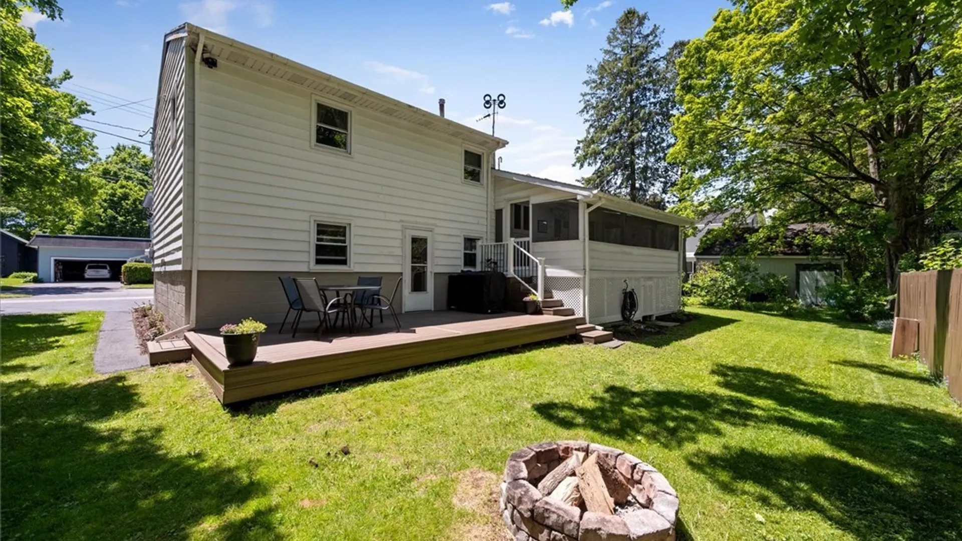Property at 325 Putnam Street, Sangerfield, NY 13480 7
