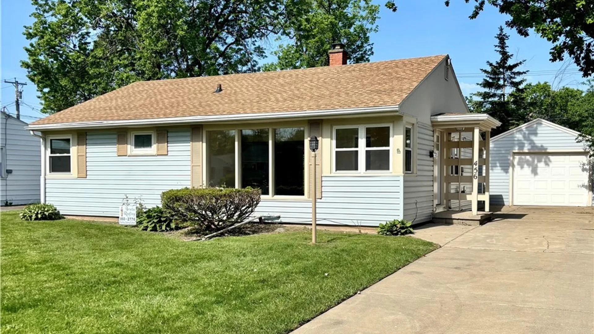 Property at 456 Wendel Ave, Tonawanda, NY 14223 2