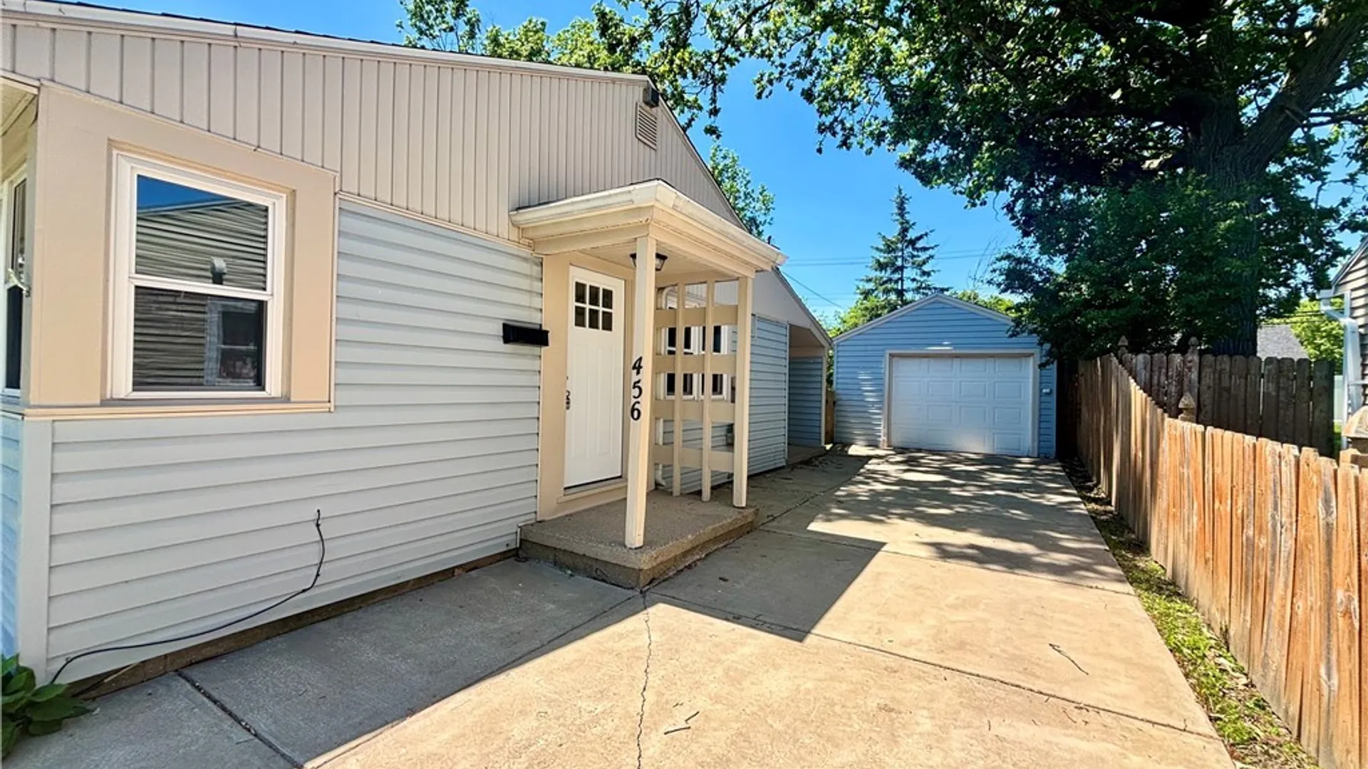 Property at 456 Wendel Ave, Tonawanda, NY 14223 20