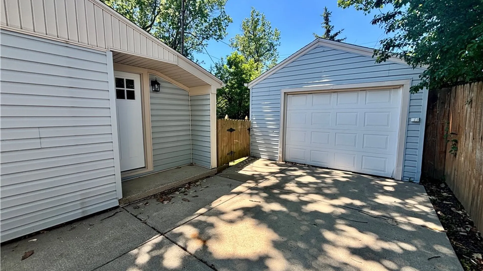 Property at 456 Wendel Ave, Tonawanda, NY 14223 21