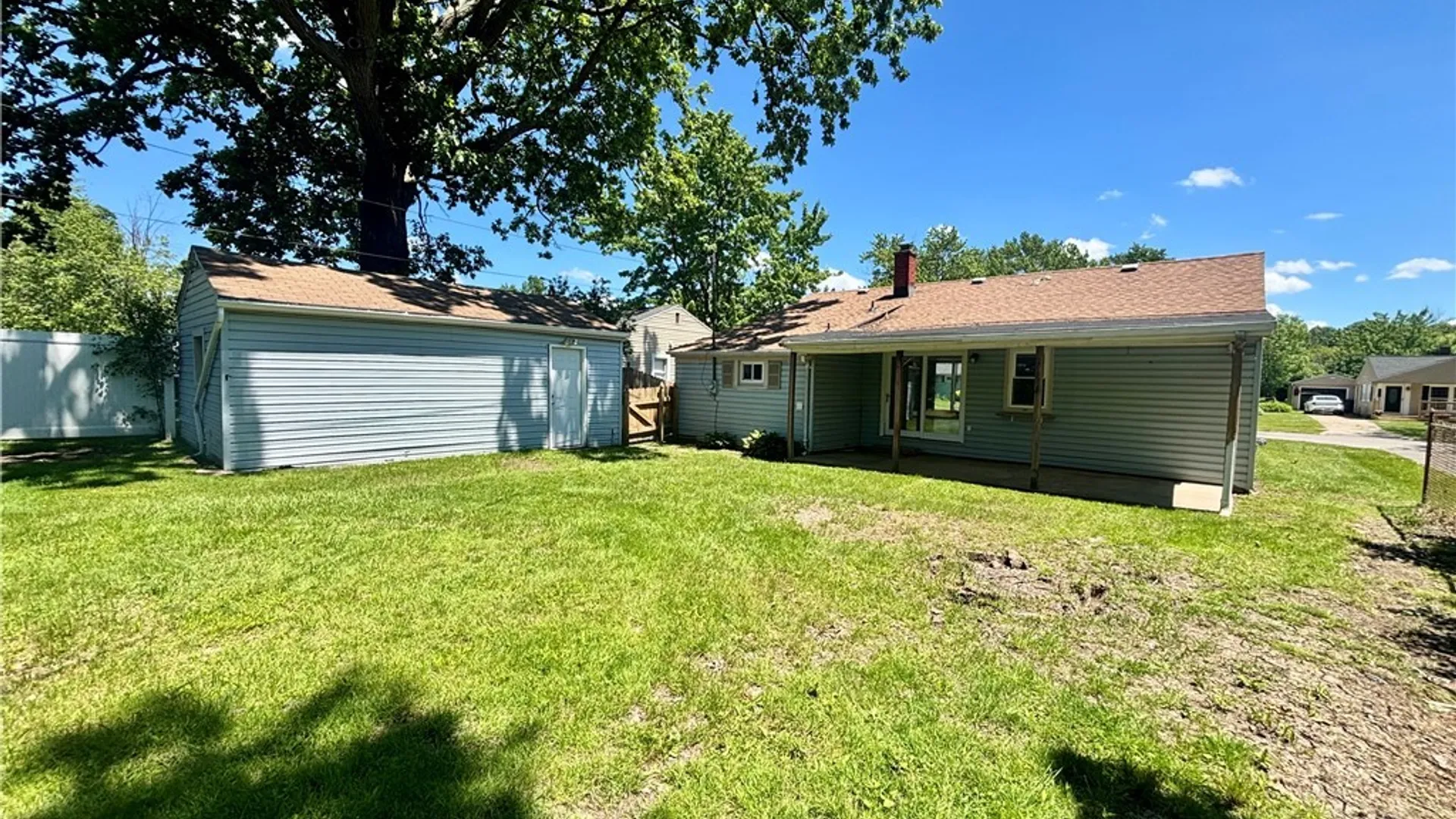 Property at 456 Wendel Ave, Tonawanda, NY 14223 24