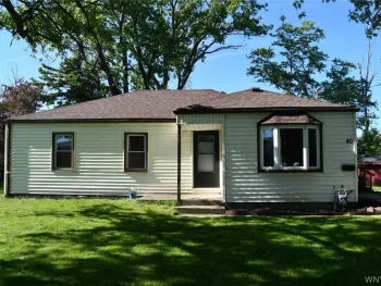 Property at 40 North Drive, Lackawanna, NY 14218