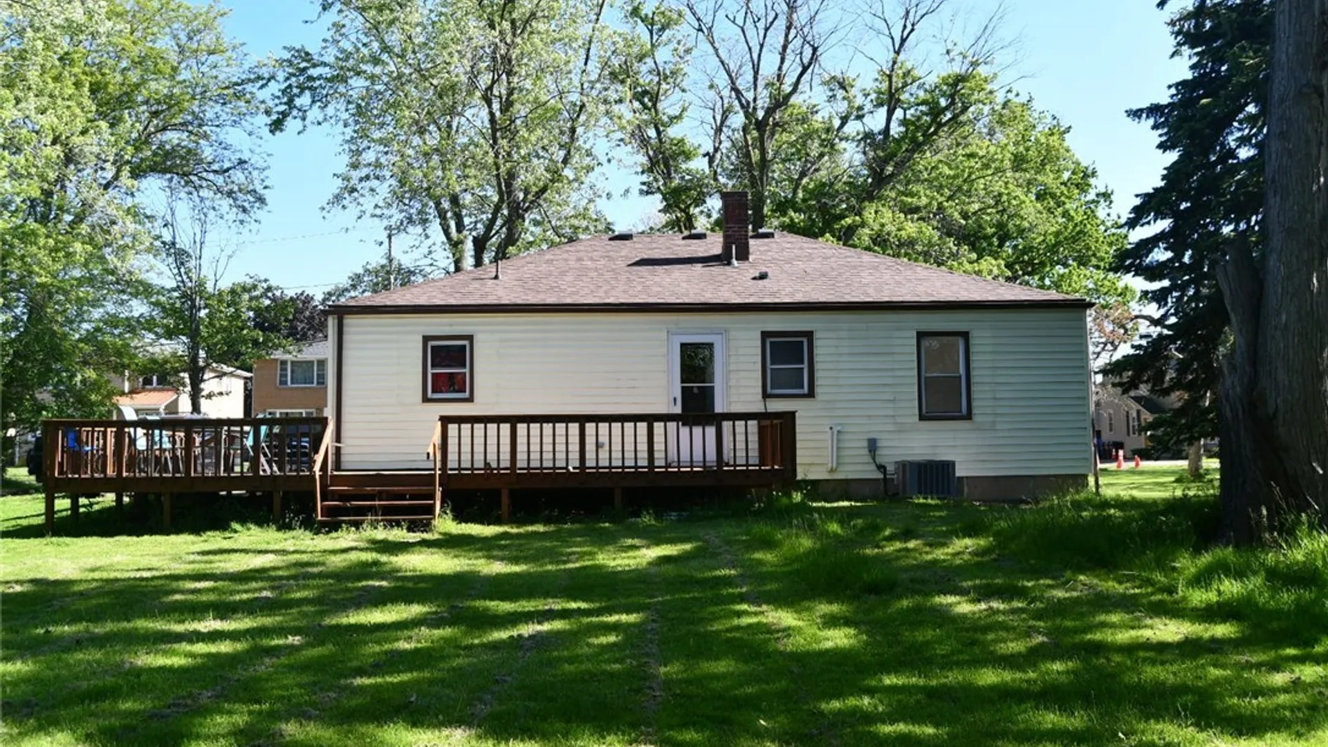 Property at 40 North Drive, Lackawanna, NY 14218 3