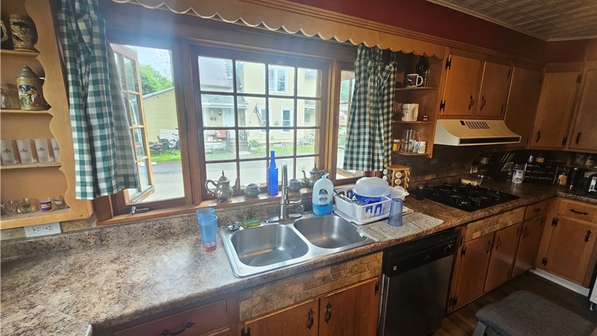 Property at 1505 W Henley Street, Olean, NY 14760 3