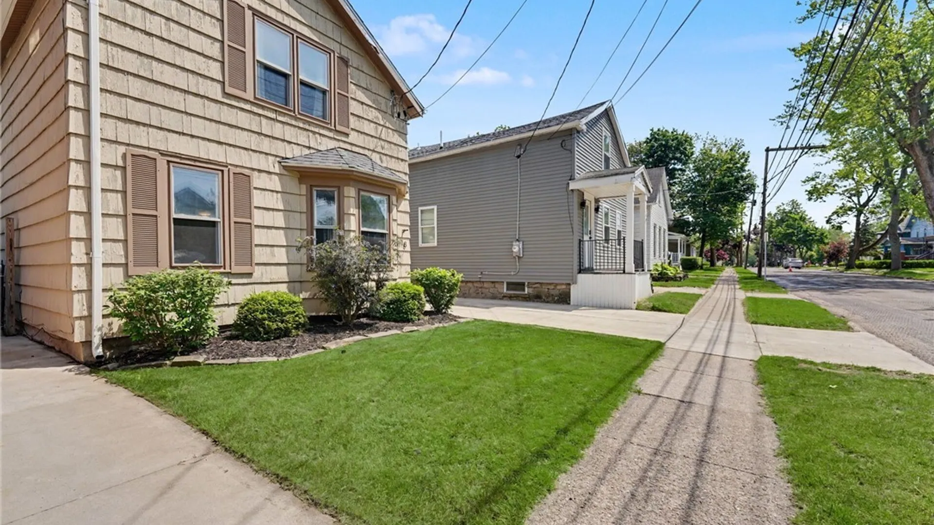 Property at 18 Lake Avenue, Lancaster, NY 14086 2