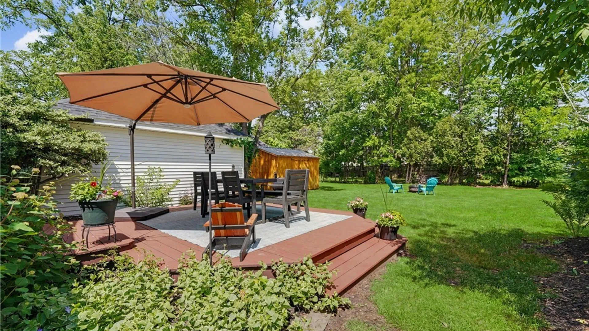 Property at 18 Lake Avenue, Lancaster, NY 14086 34
