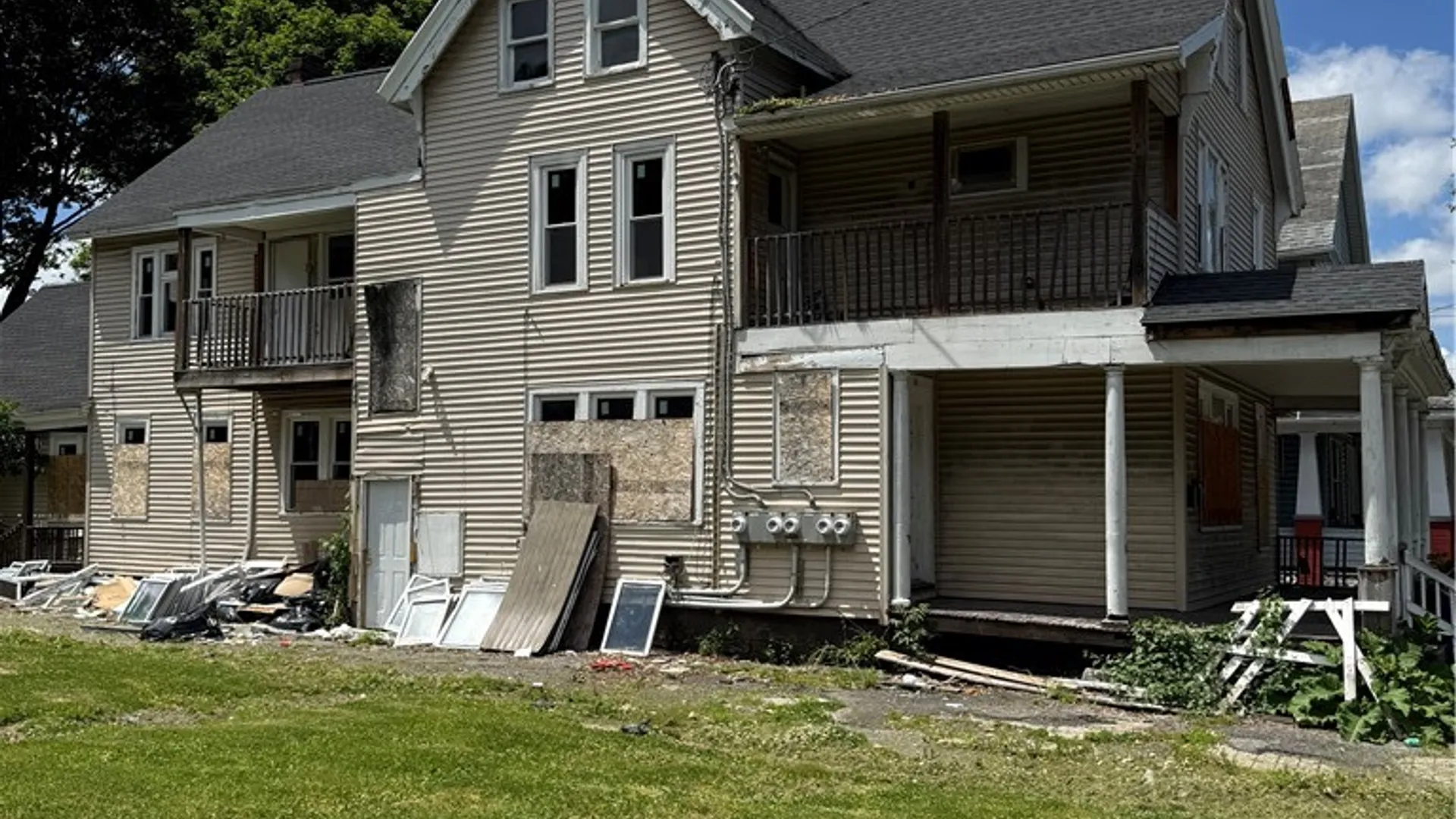 Property at 521 Clifford Avenue, Rochester, NY 14621 2